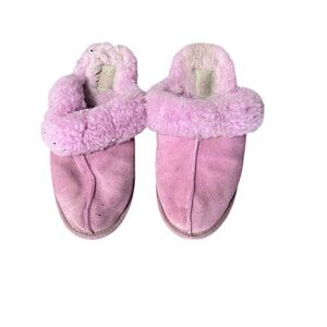UGG Cozy Pink Fur-Lined Slippers women’s size 6